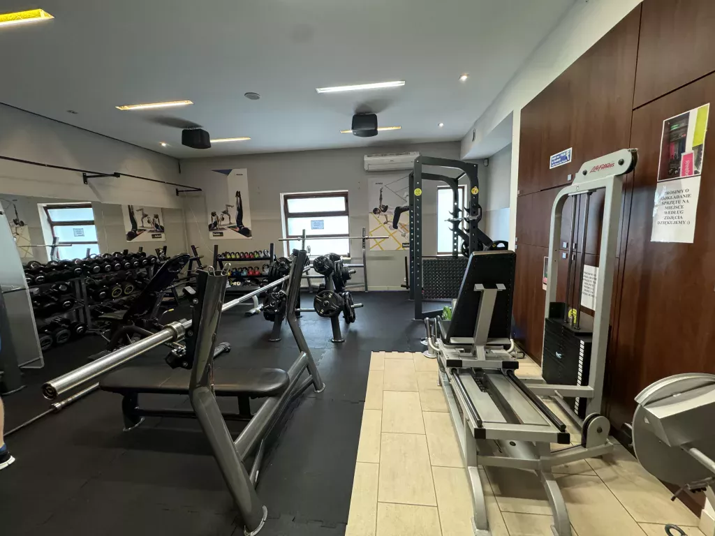 Siłownia Sadek - maszyny do ćwiczeń